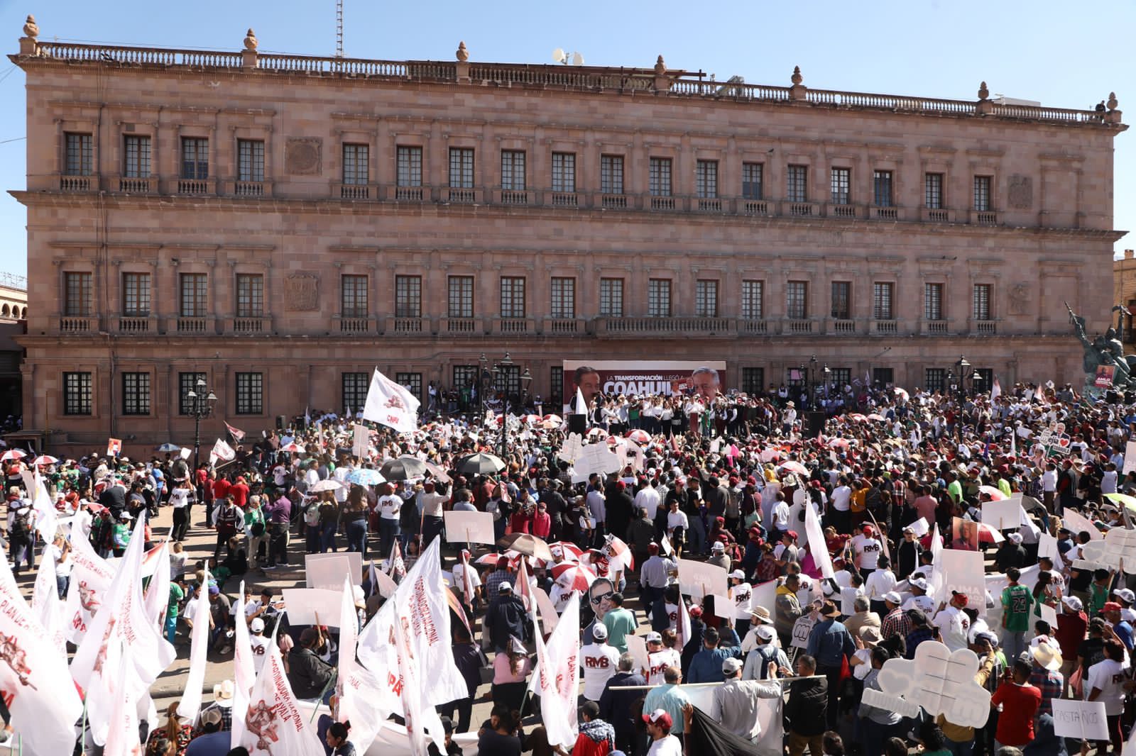 Marchan más de 15 mil personas con Ricardo Mejía y la 4T en Coahuila